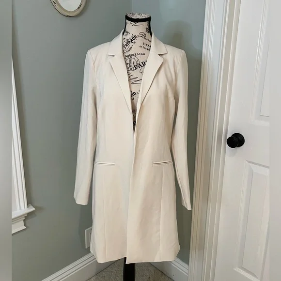 NWOT Truth by Republic Long Cream Open Blazer | Size S | Shoulder Pads | - Picture 7 of 14